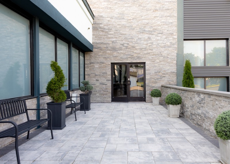 Private terrace entry